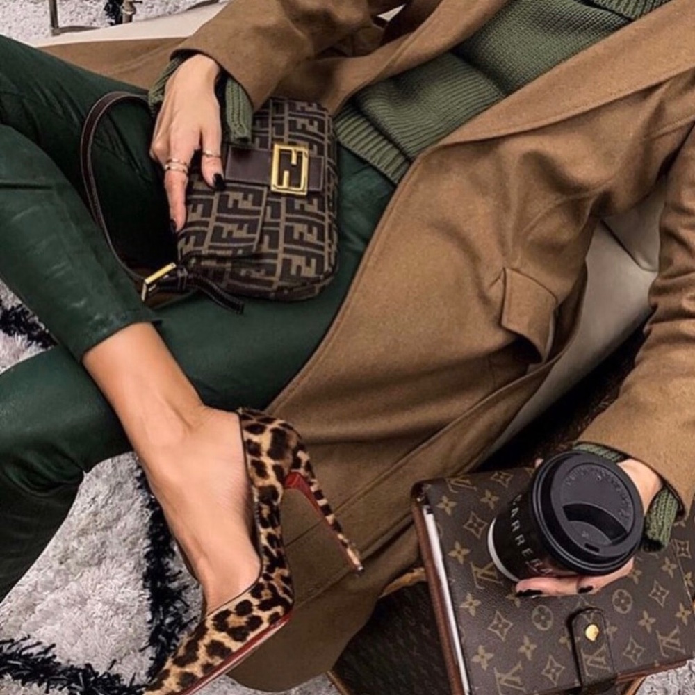 Meet your Posher, Marie